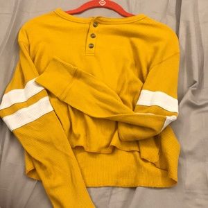 Long sleeve tee